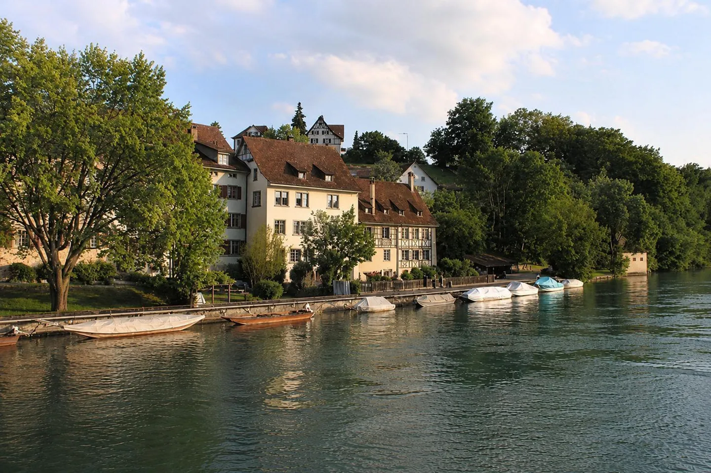 4-Zimmer-Dachwohnung Fischerhaus 15. Jh direkt am Rhein - Photo 1 of 11