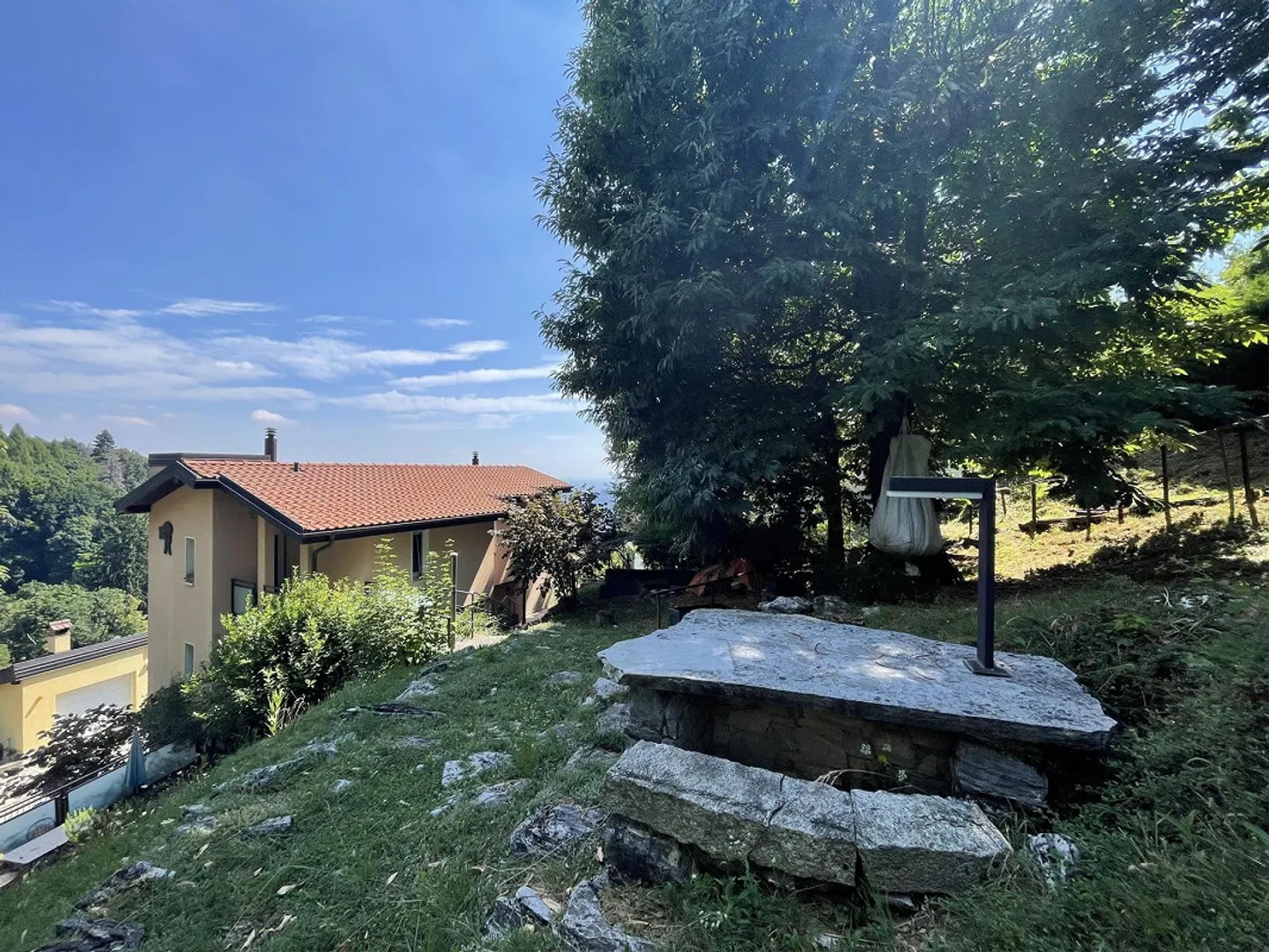 SCHÖNES EINFAMILIENHAUS IN PANORAMISCHER LAGE - Foto 5 von 13