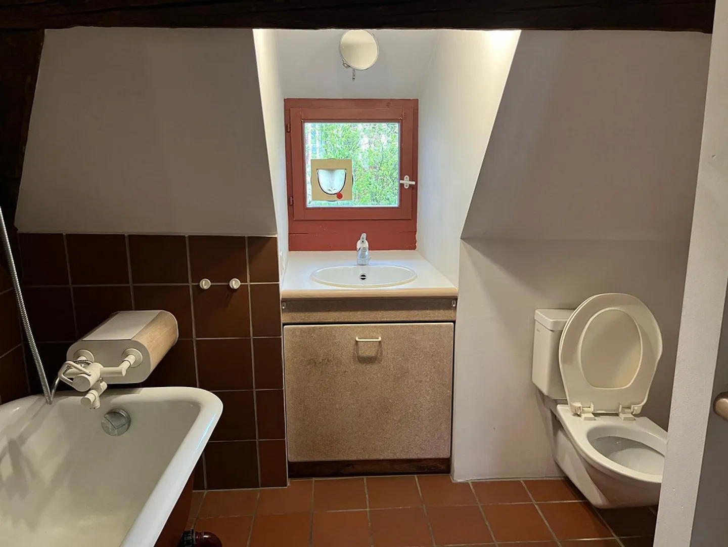 4-Zimmer-Dachwohnung Fischerhaus 15. Jh direkt am Rhein - Photo 9 of 11