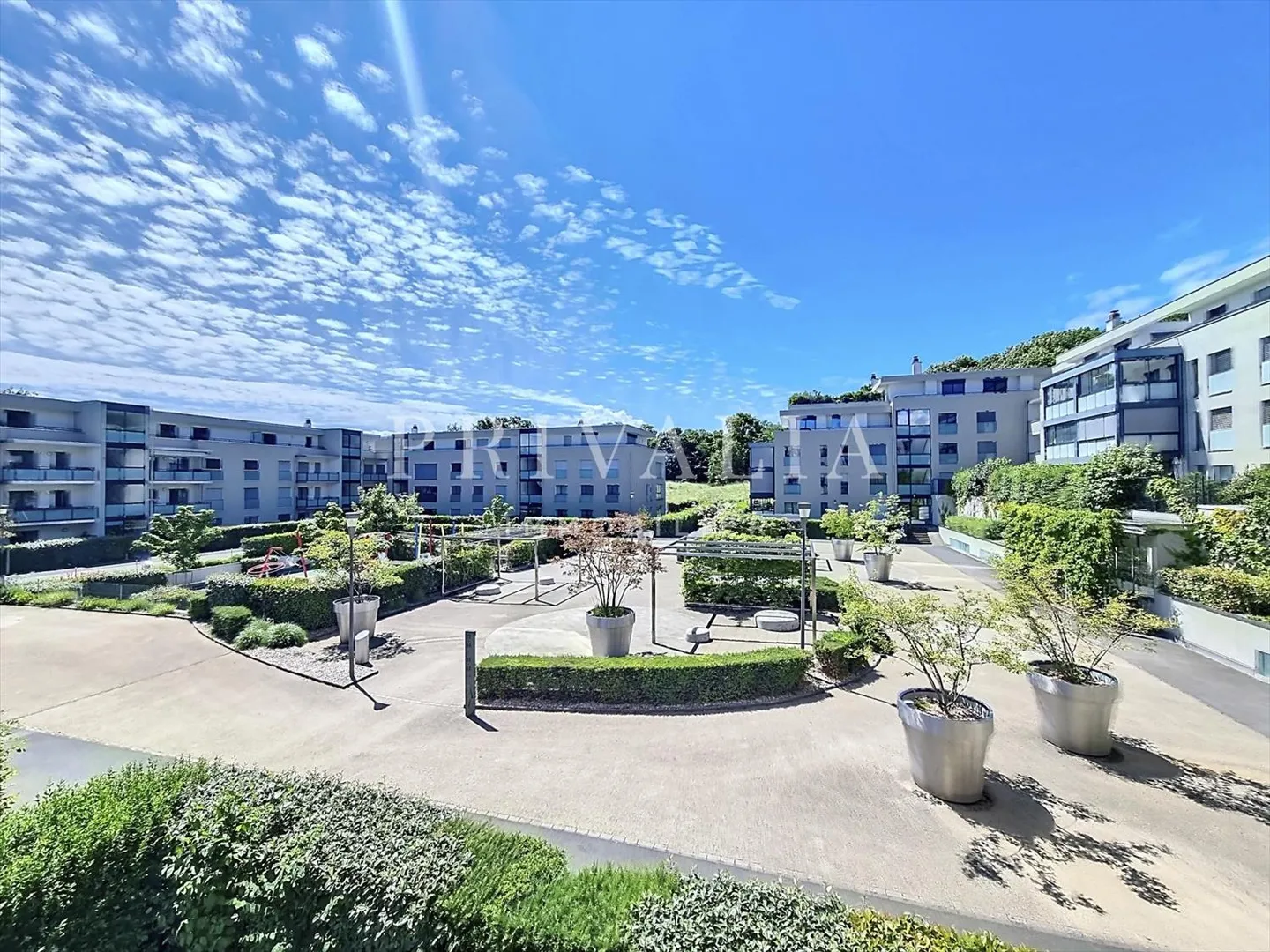 Bell'appartamento al piano terra in una residenza sicura - Foto 1 di 2