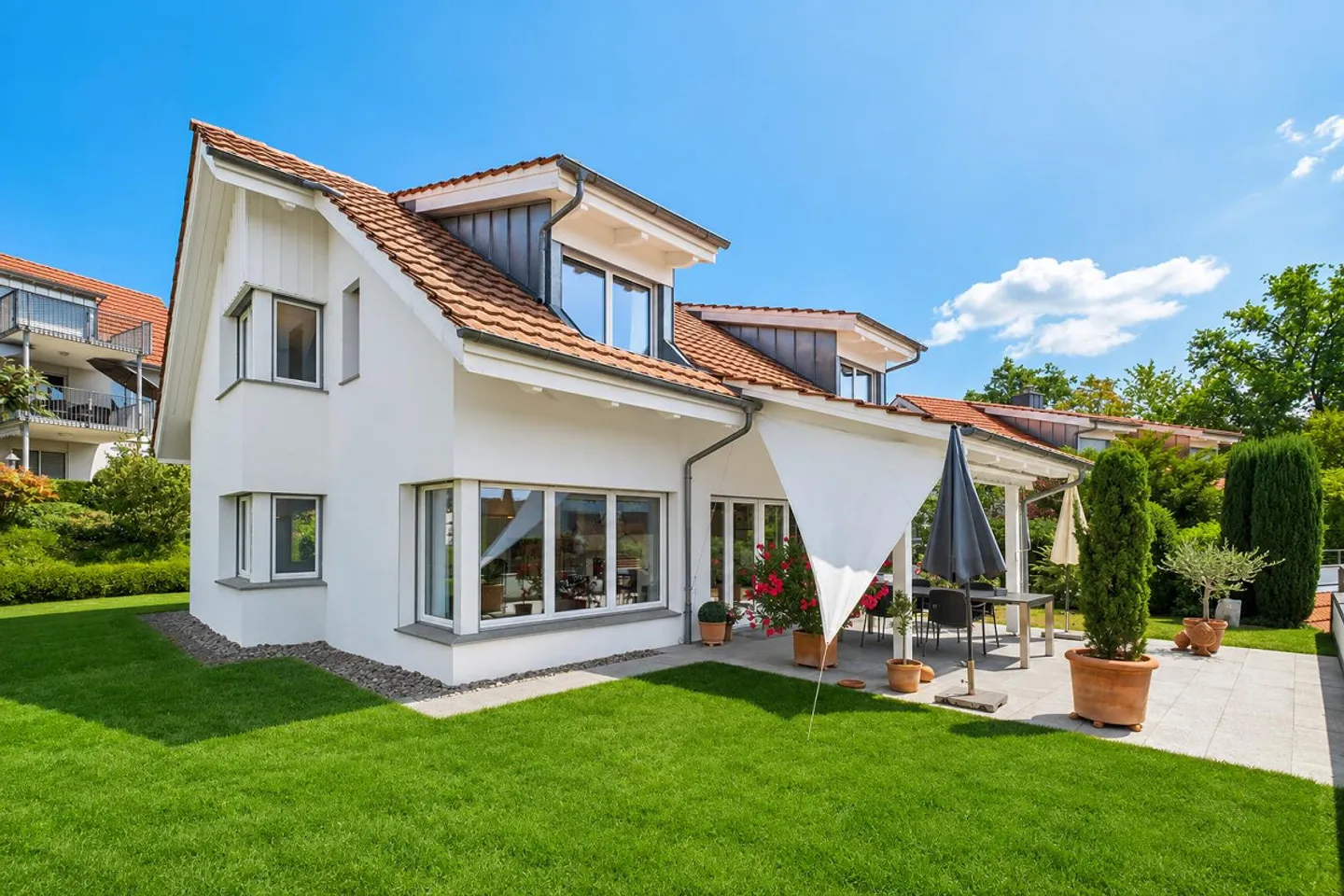 Charmantes Familienhaus mit Aussicht - Foto 1 von 5
