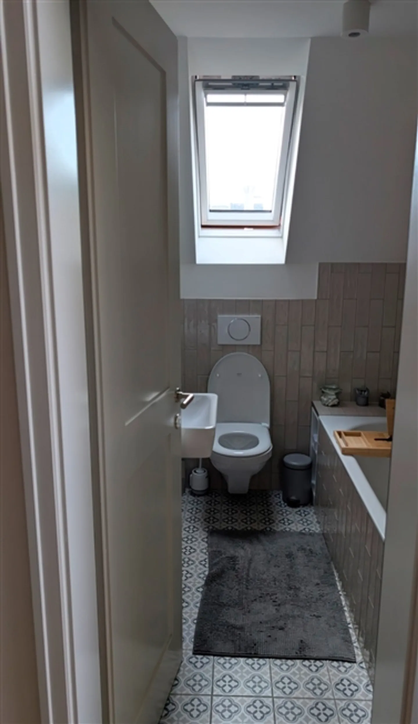 Appartamento attico 3.5 camere in un edificio storico - Foto 7 di 8