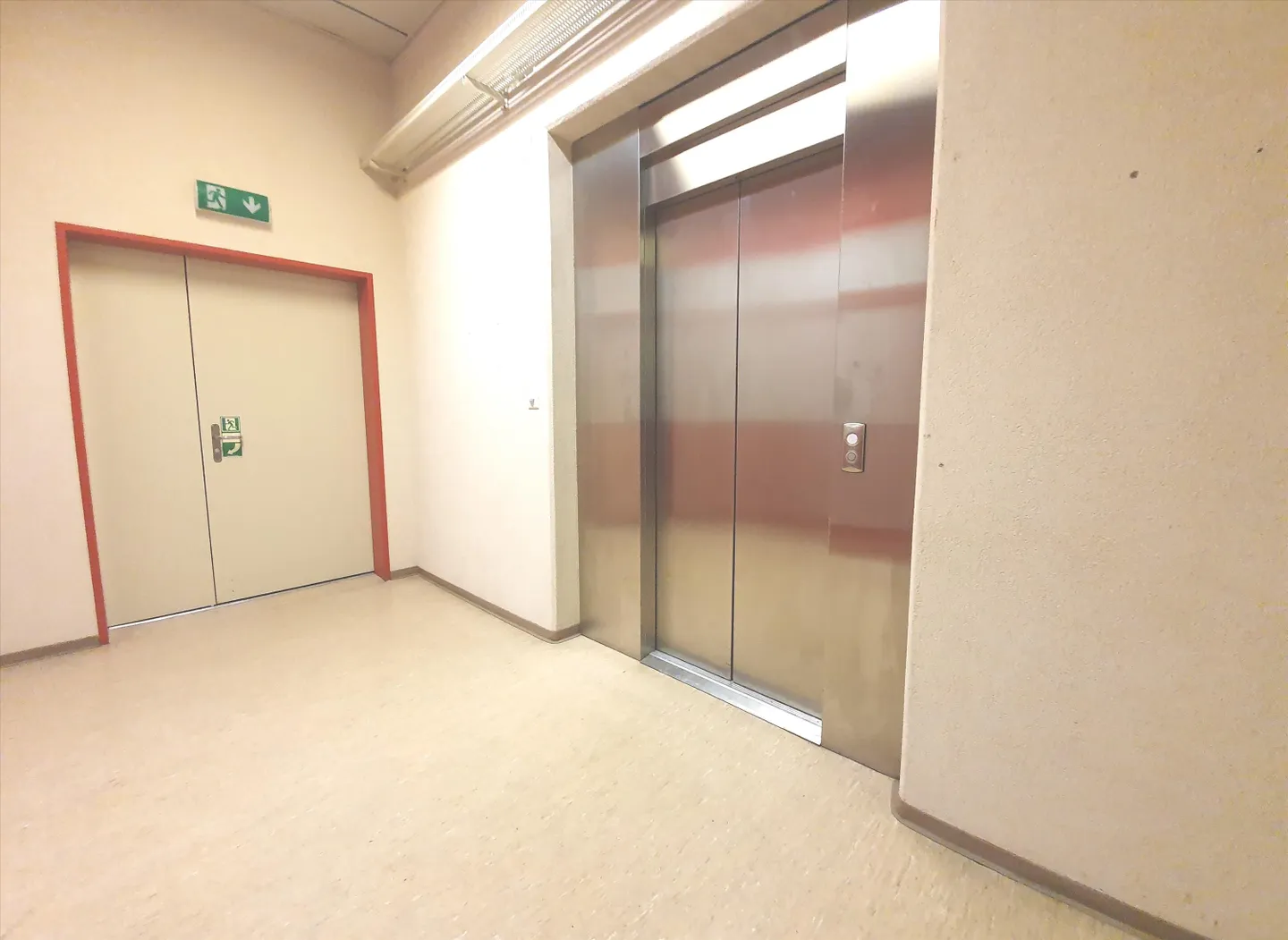 Independent office in the center of Martigny - Photo 5 of 6