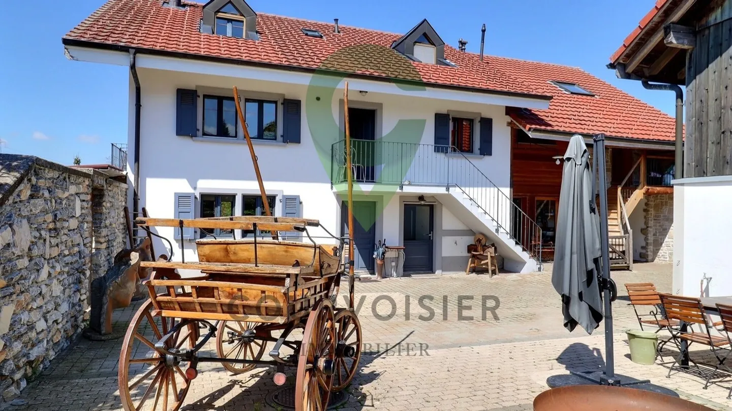 Casa 9.5 stanze - Foto 1 di 12