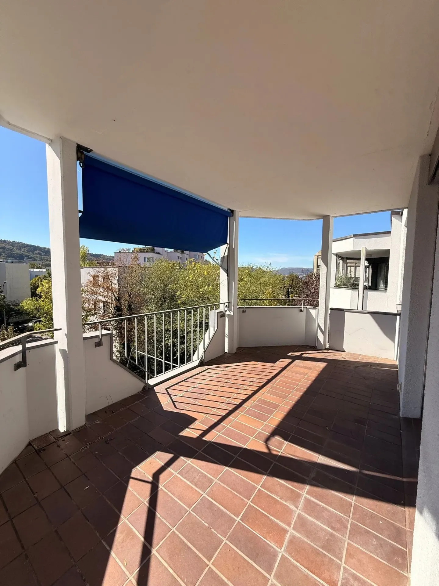 Vivere spazioso su 110 m² con balcone - Foto 6 di 12