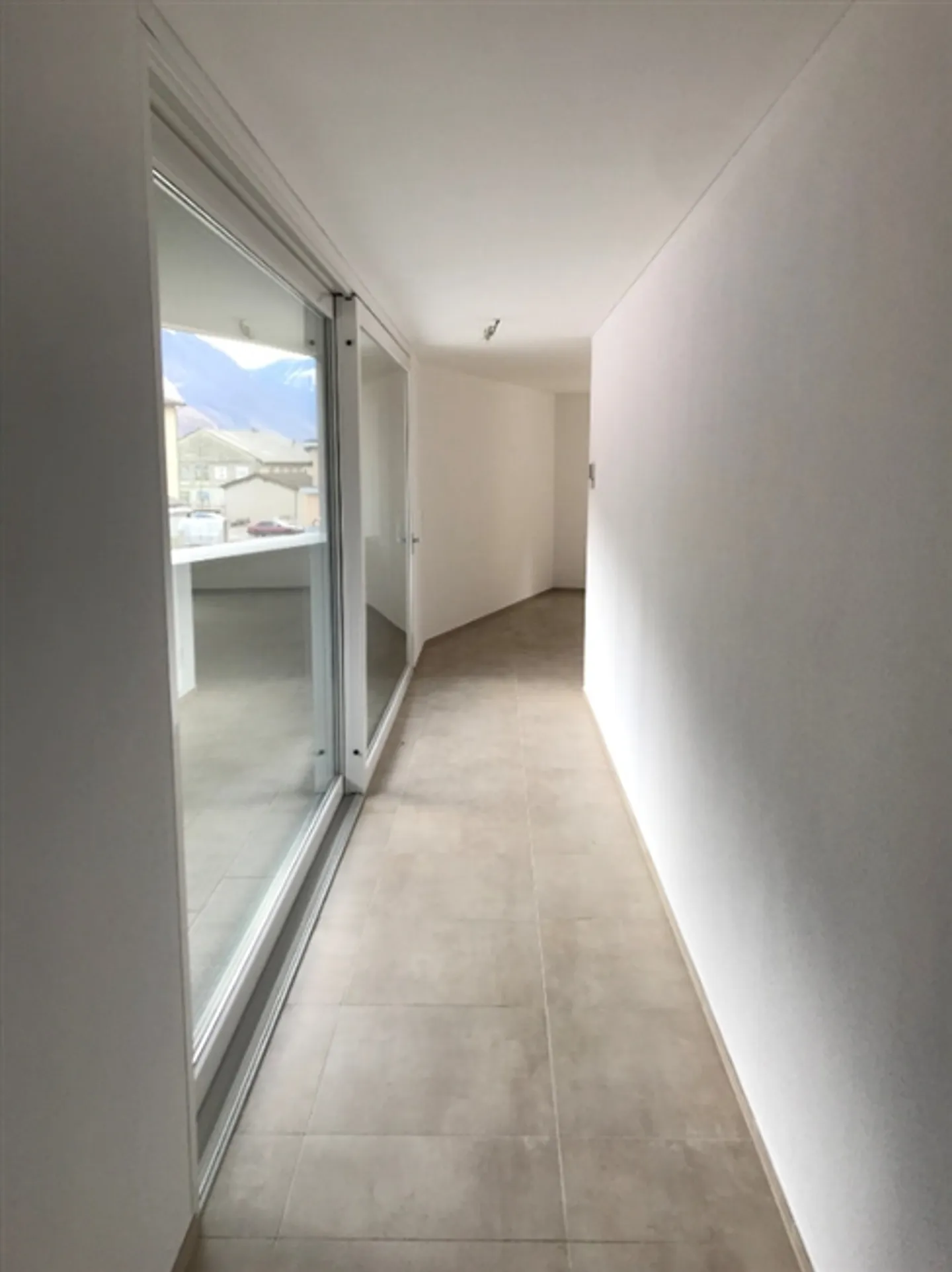 Appartement à louer à Lodrino, lumineux appartement de 3,5 pièces - Photo 5 sur 10