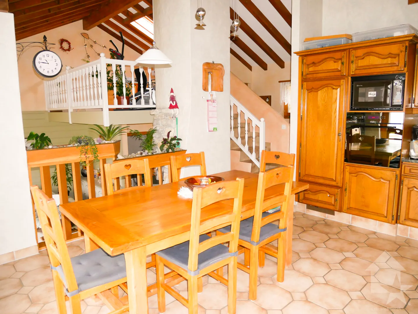 Magnifica villa familiare con grande giardino - Foto 1 di 20
