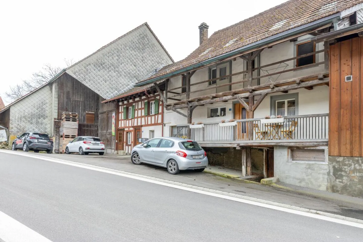 Charmantes Bauernhaus mit Potenzial - Foto 3 von 30