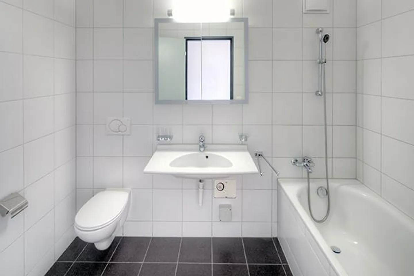 One Month Free Living! - Photo 5 of 6