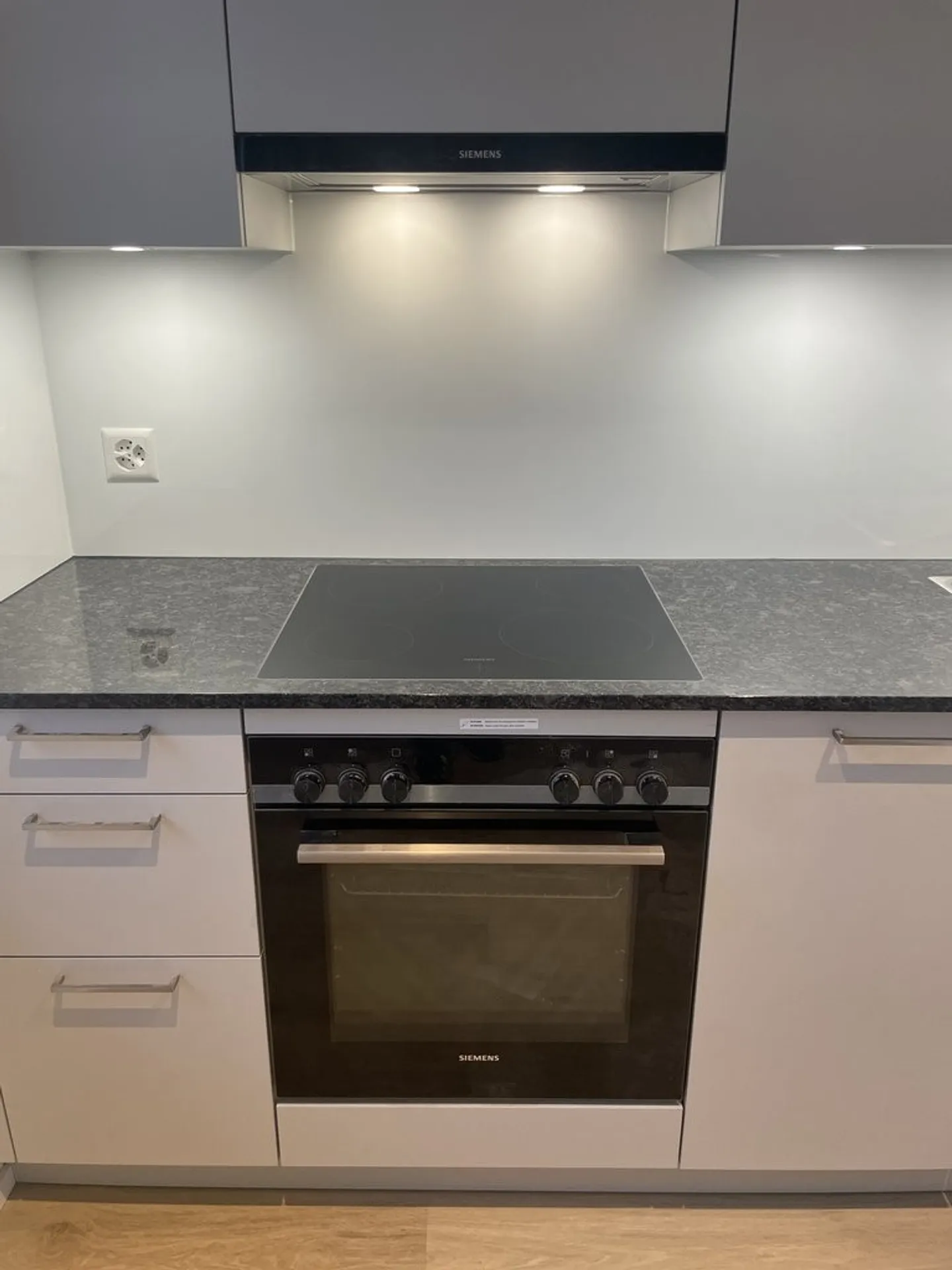 Studios 1.5 ristrutturati nel cuore di Zurigo in affitto - Foto 5 di 6