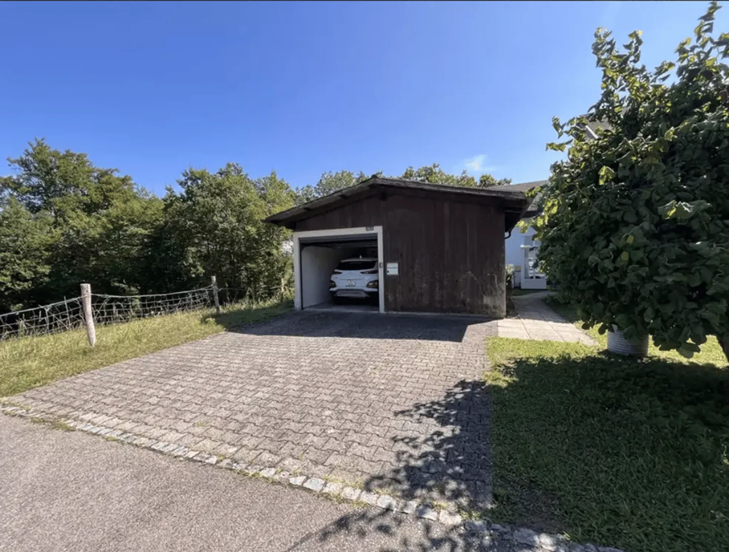 Moderne 5,5-Zimmer-Villa mit Panoramablick in Delémont - Foto 2 von 13
