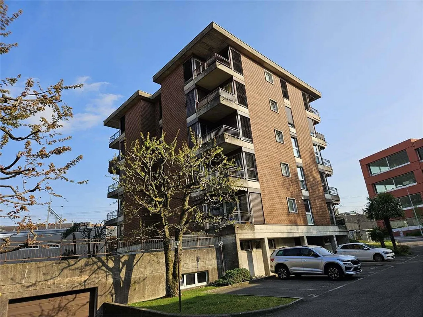 Mendrisio, interessante 3.5 locali con balconi - Foto 2 di 11
