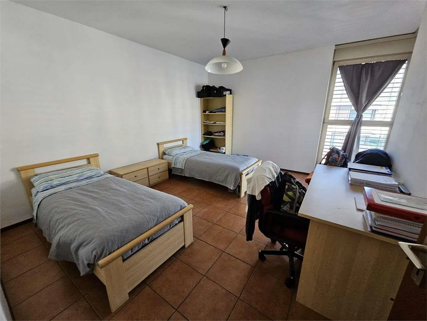 Mendrisio, interessante 3.5 locali con balconi - Foto 9 di 11
