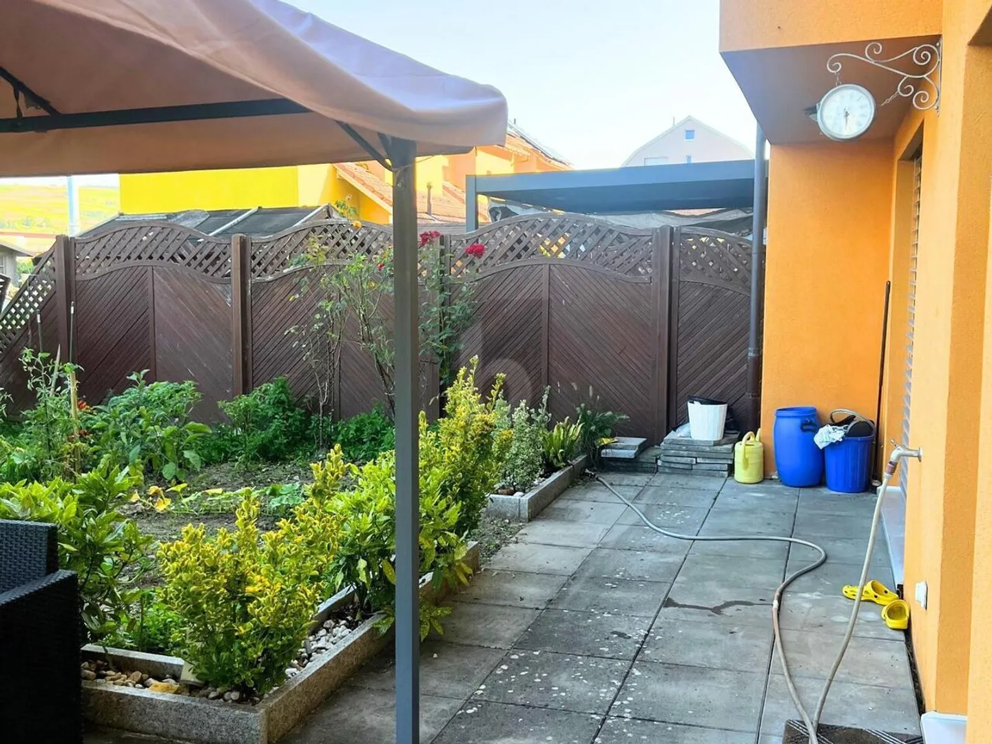 PROPRIETÀ MAGNIFICA IN UN AMBIENTE FAMILIARE - Foto 5 di 6