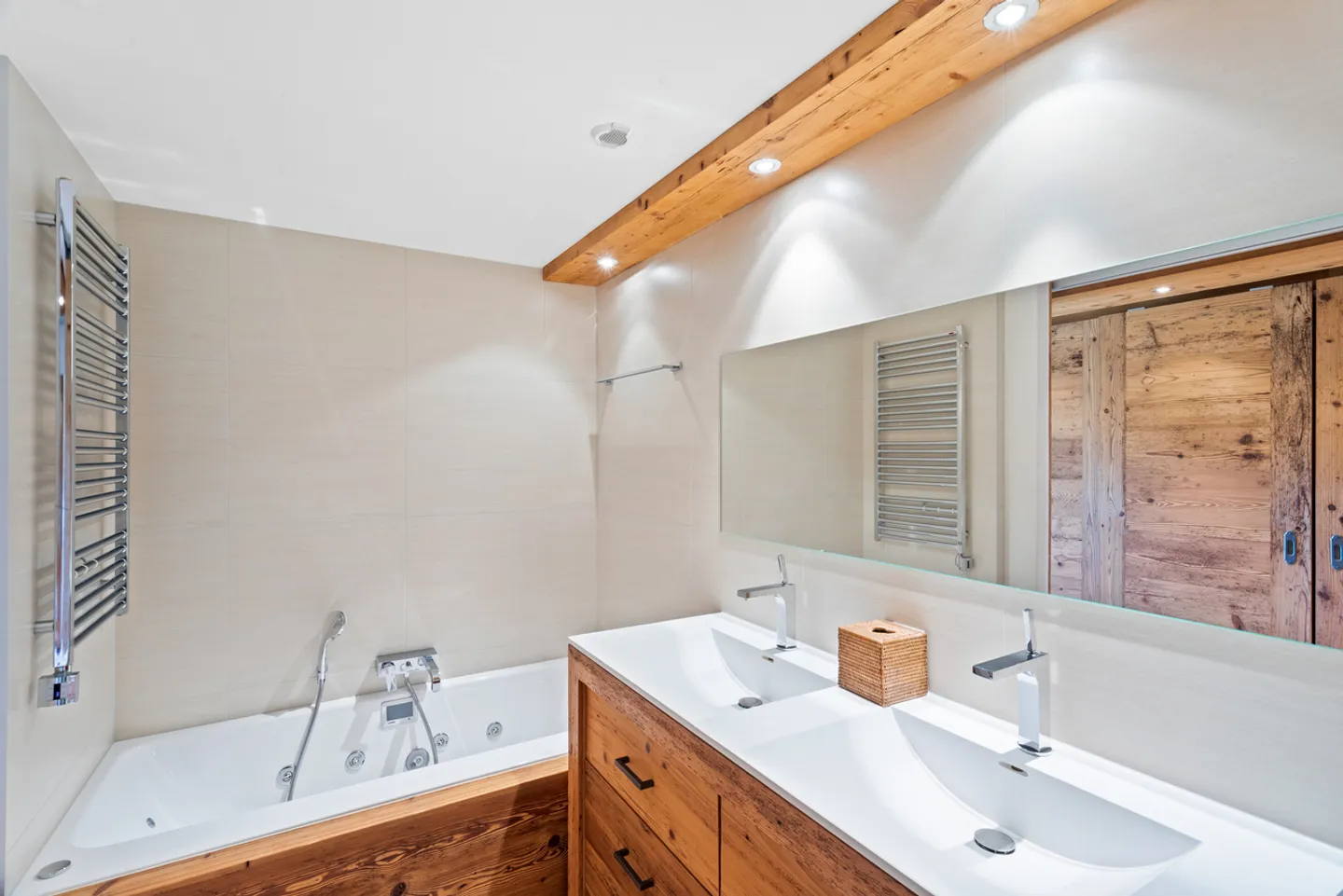 Duplex di Lusso con Vista Alpina - Foto 5 di 10