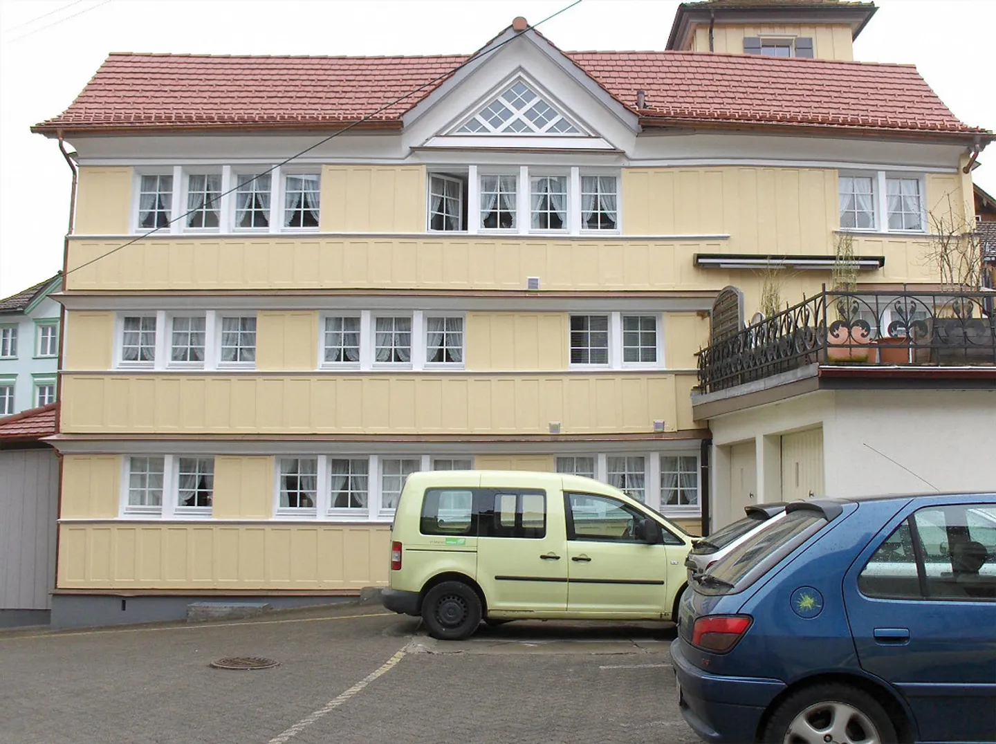 Appartement 3 1/2 pièces central - Photo 1 sur 10