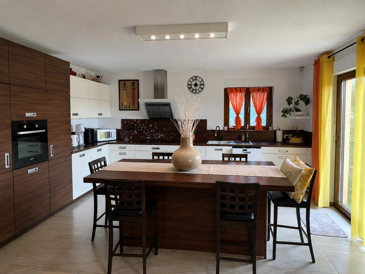 Casa unifamiliare con giardino e vista panoramica - Foto 6 di 16