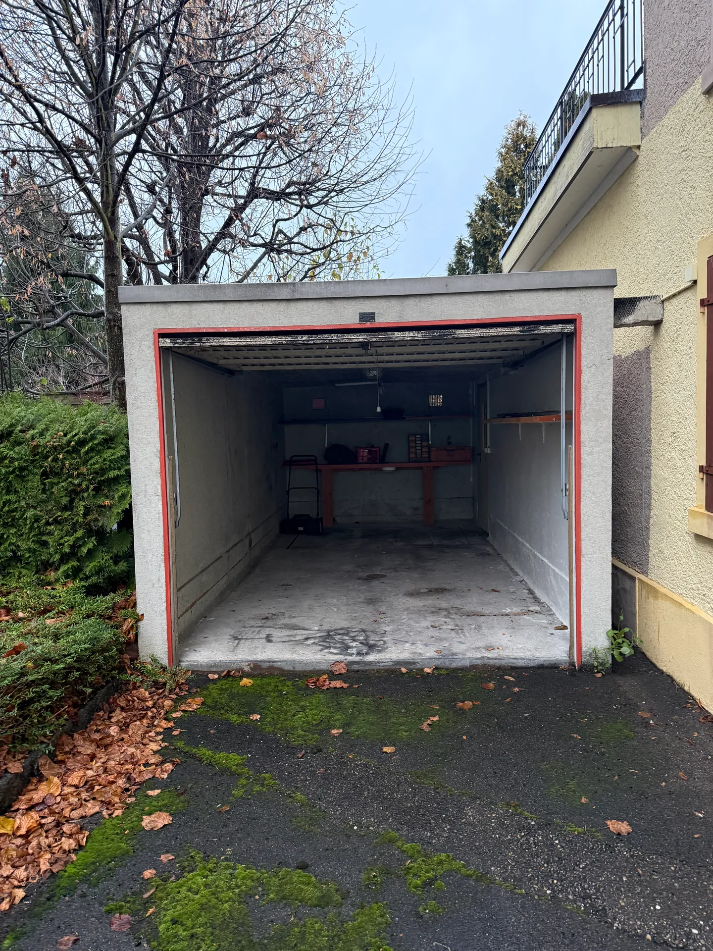 Garage à louer - Photo 2 sur 3