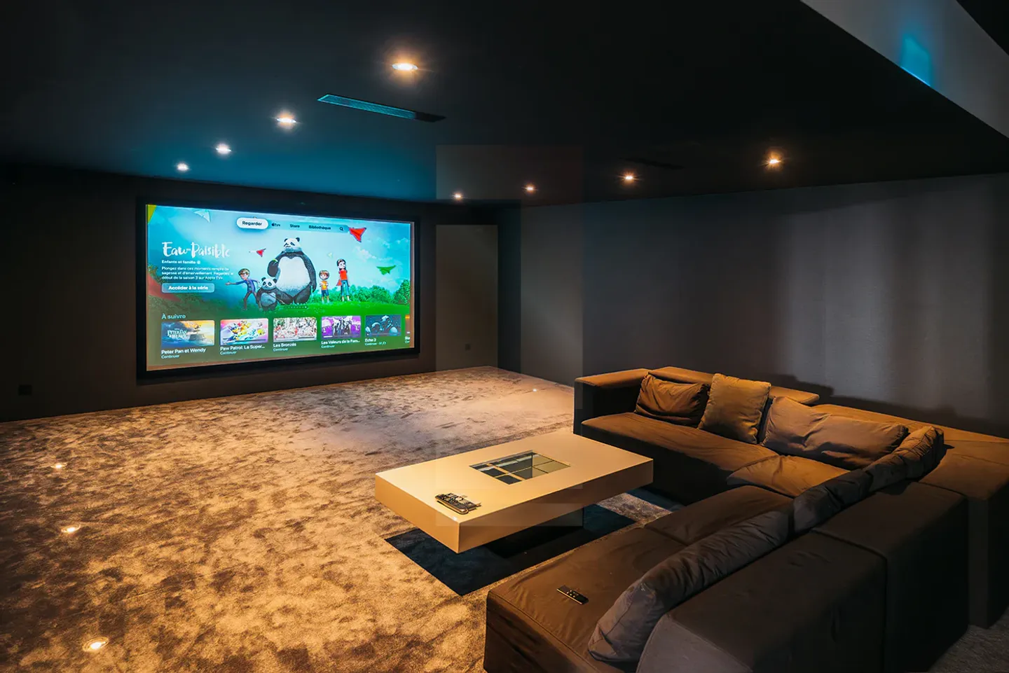 Magnificent furnished villa in contemporary style directly on the water - Photo 9 of 13