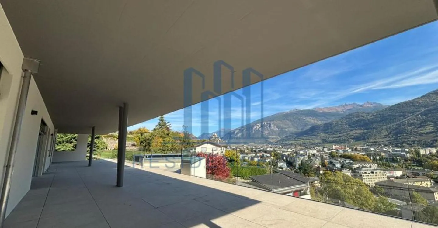 Appartement Attique de Luxe - Photo 2 sur 12