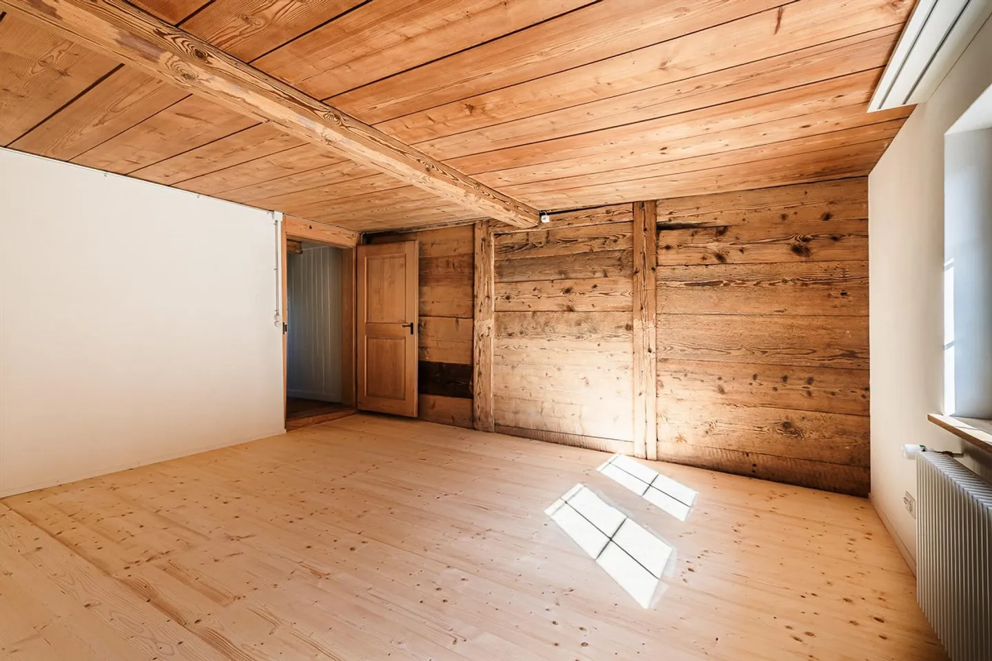 Moderne denkmalpflegerische 3.5 Wohnung in Zell (ZH) mit Garten - Photo 8 sur 11