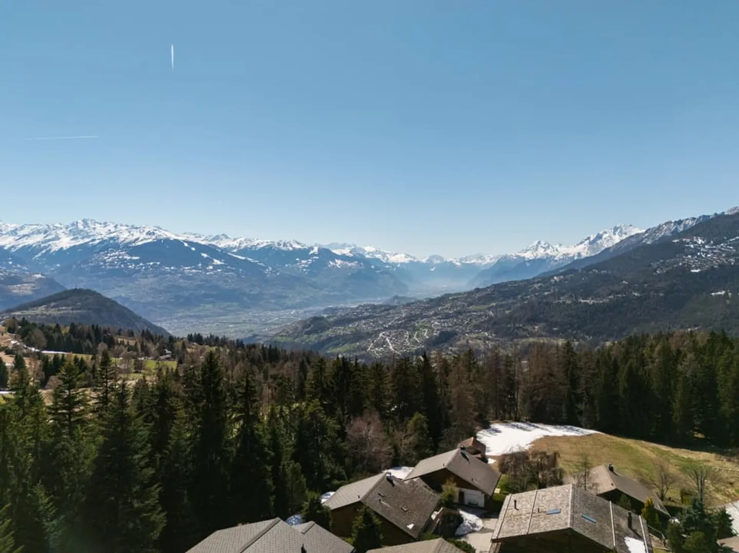 Helle Wohnung mit Panoramablick auf die Alpen und das Rhonetal - Foto 13 von 13
