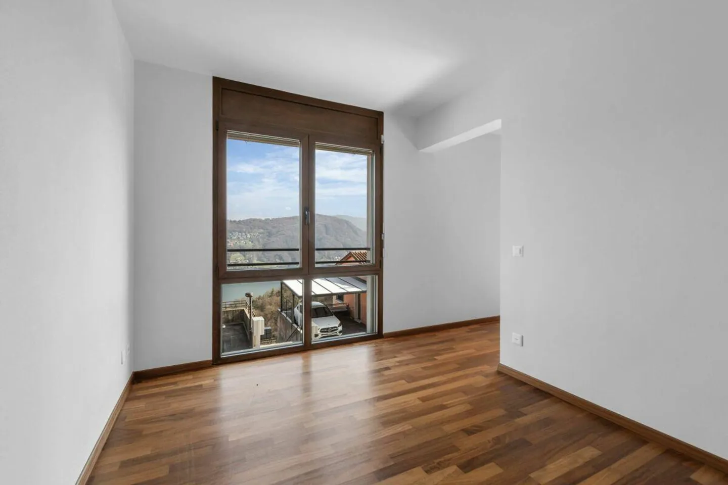 Appartamento elegante con vista lago - Foto 8 di 17