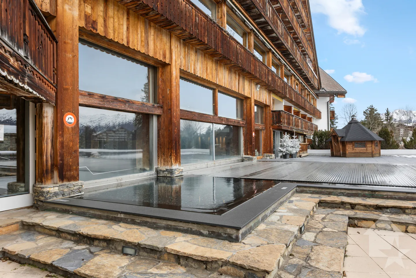 Studio entièrement rénové au centre de Crans-Montana - Foto 13 von 14