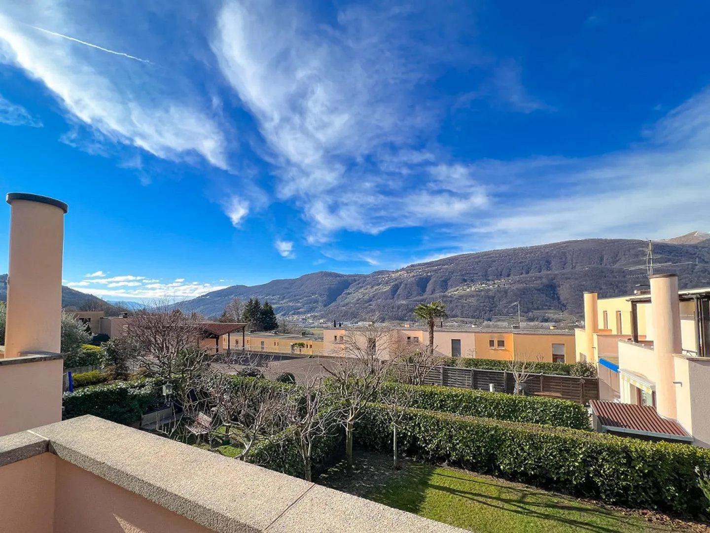 Villetta a schiera di testa con vista aperta a Vezia - Photo 11 sur 17