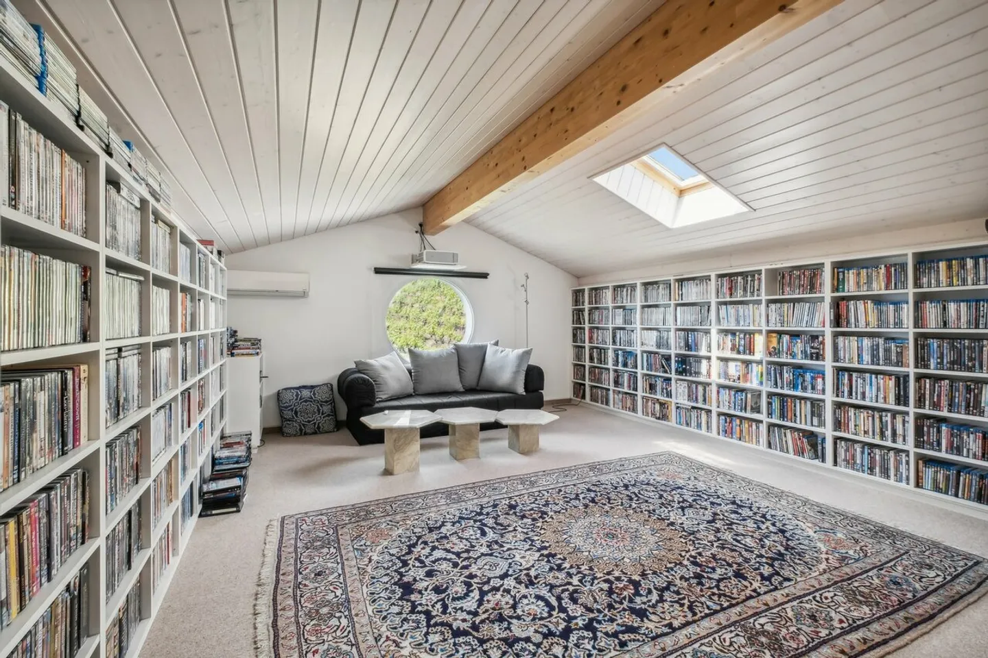 «Wunderschöne Villa mit atemberaubendem Seeblick» - Foto 8 von 10