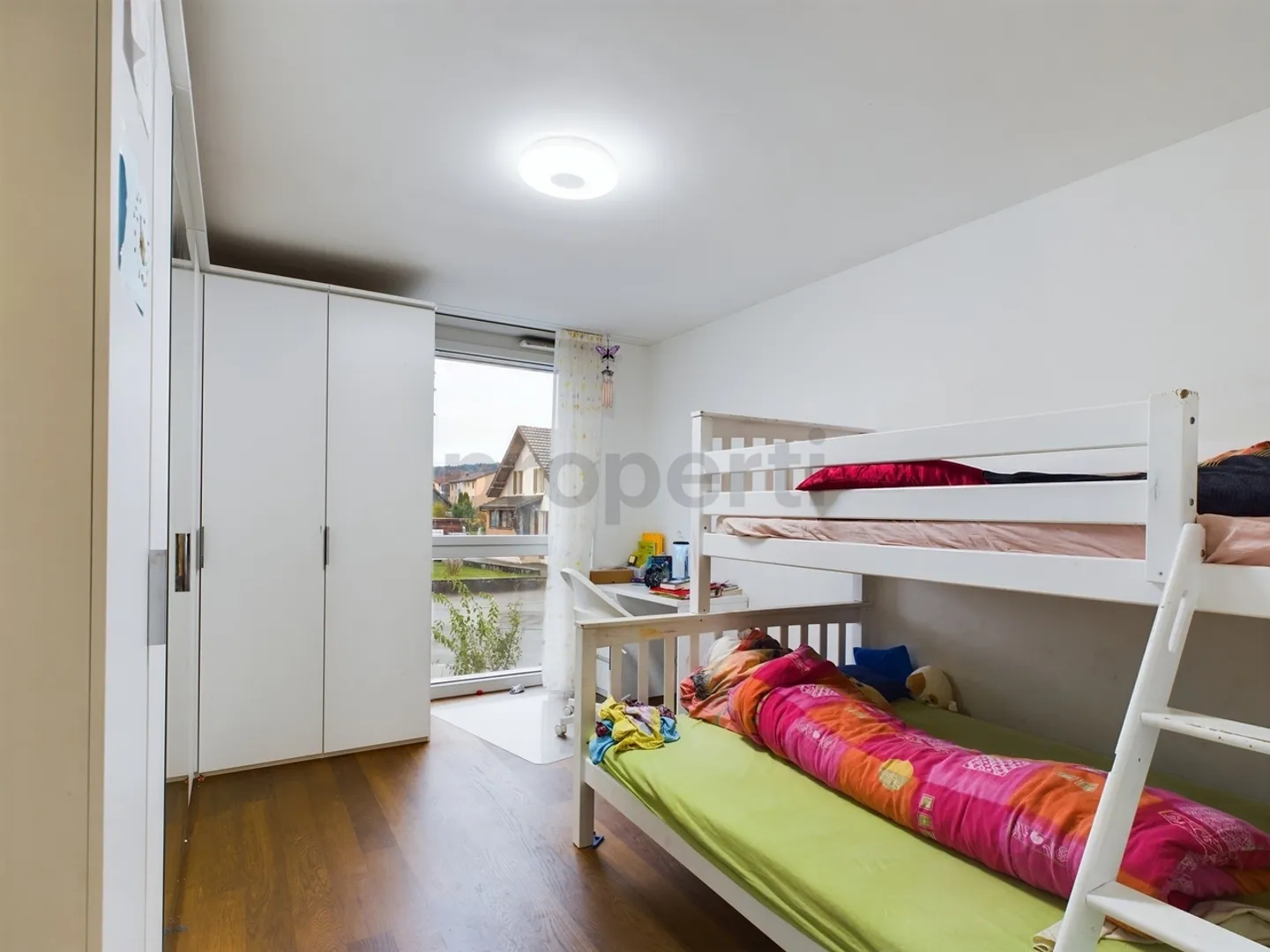Unique, appartement de jardin en duplex de 4,5 pièces, familial, dans un emplacement ensoleillé à Dottikon - Photo 5 sur 8
