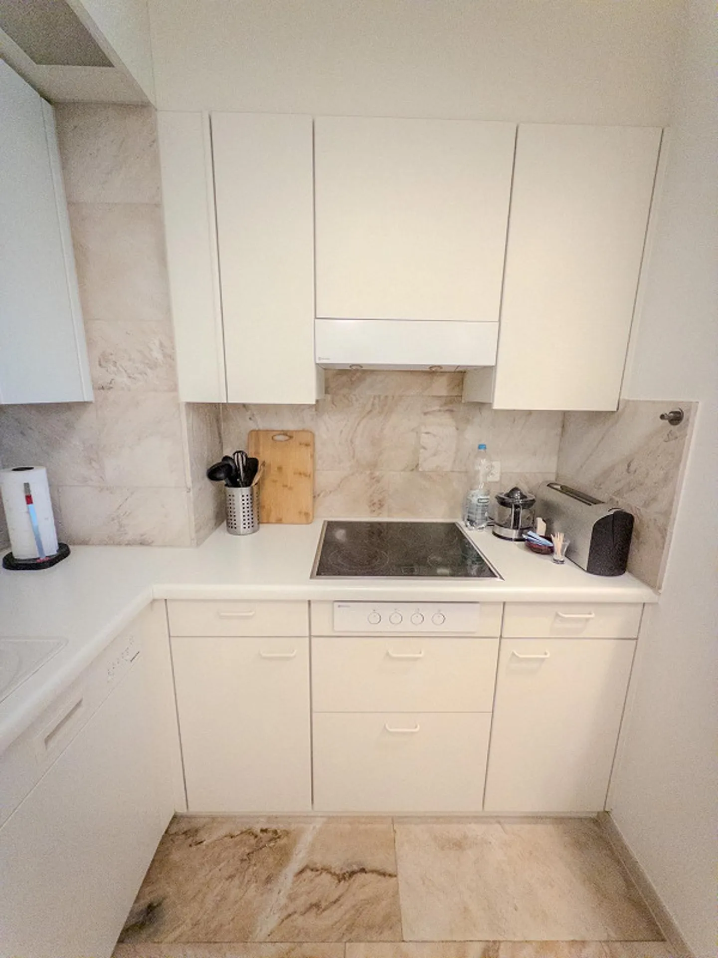 Appartement exclusif de 2½ pièces – 75 m² - grand coin salon de jardin - Photo 6 sur 11