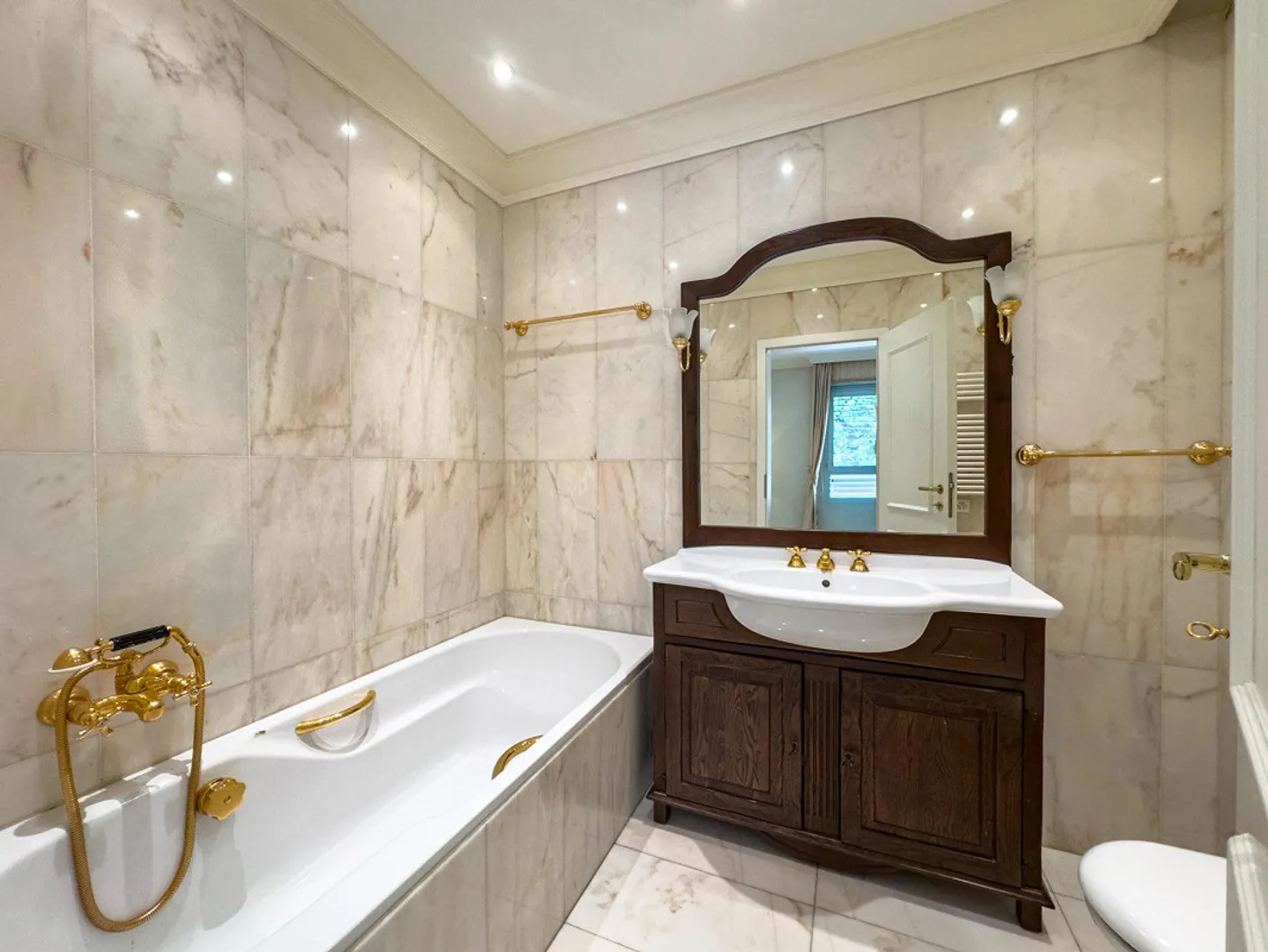 Prestiges Wohnung mit Seeblick in Lugano - Photo 9 of 20