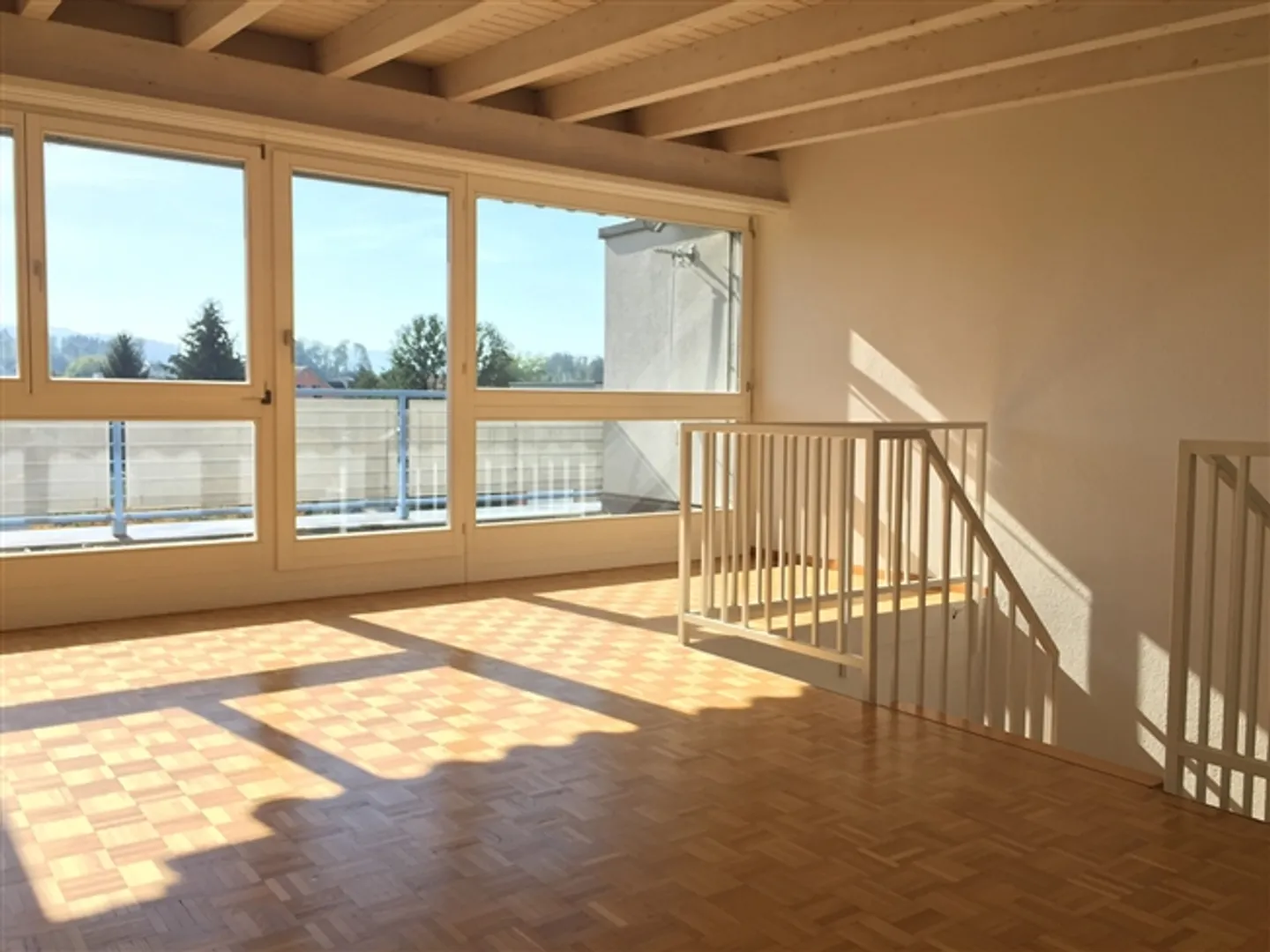 Belle appartement en duplex avec balcon - Photo 3 sur 8