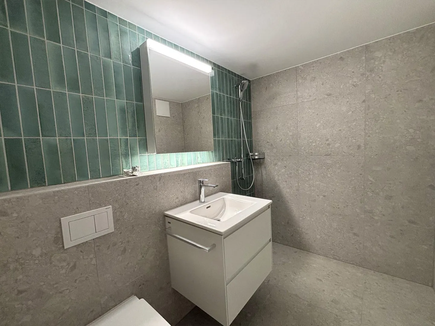 Maison individuelle 5.5 fraîchement rénovée dans un emplacement ensoleillé - Photo 13 sur 19