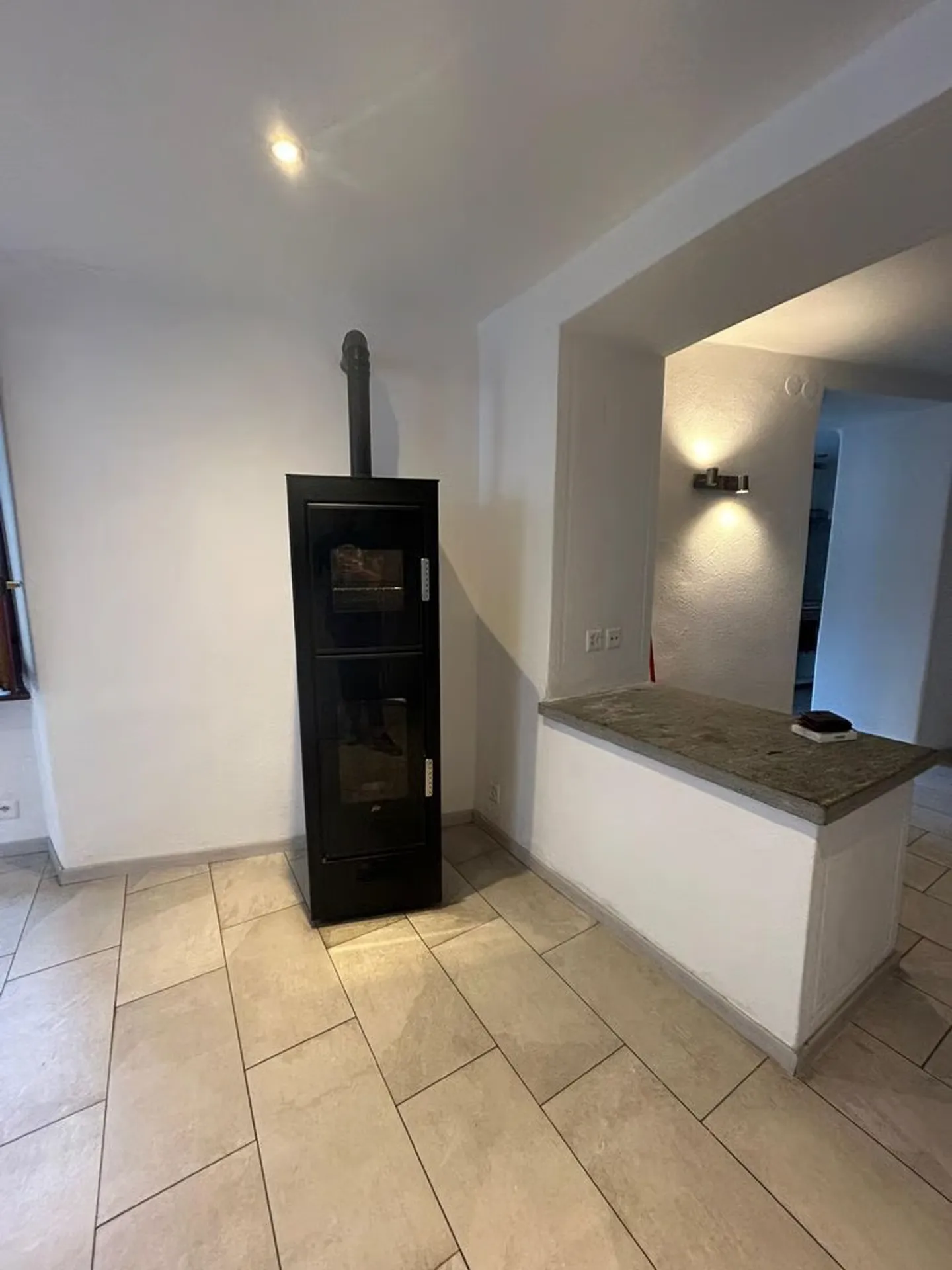 Renovated multi-family house with 3 apartments in the center of Cevio - Photo 16 of 24