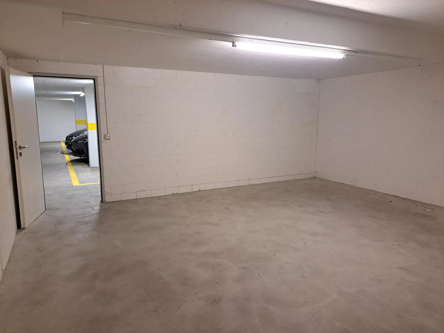 Espace de stockage au lieu d'un manque d'espace - Photo 3 sur 5