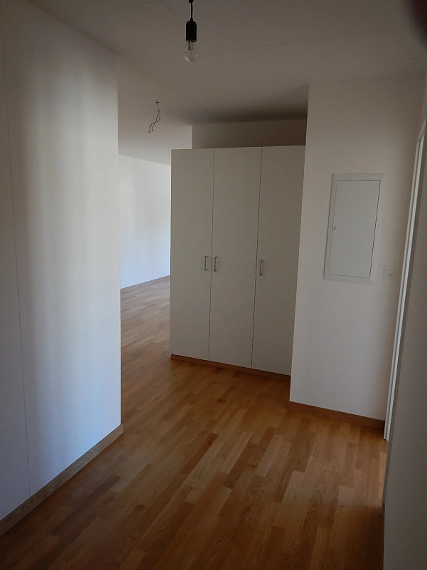 Appartement lumineux et spacieux dans un emplacement central - Photo 2 sur 10
