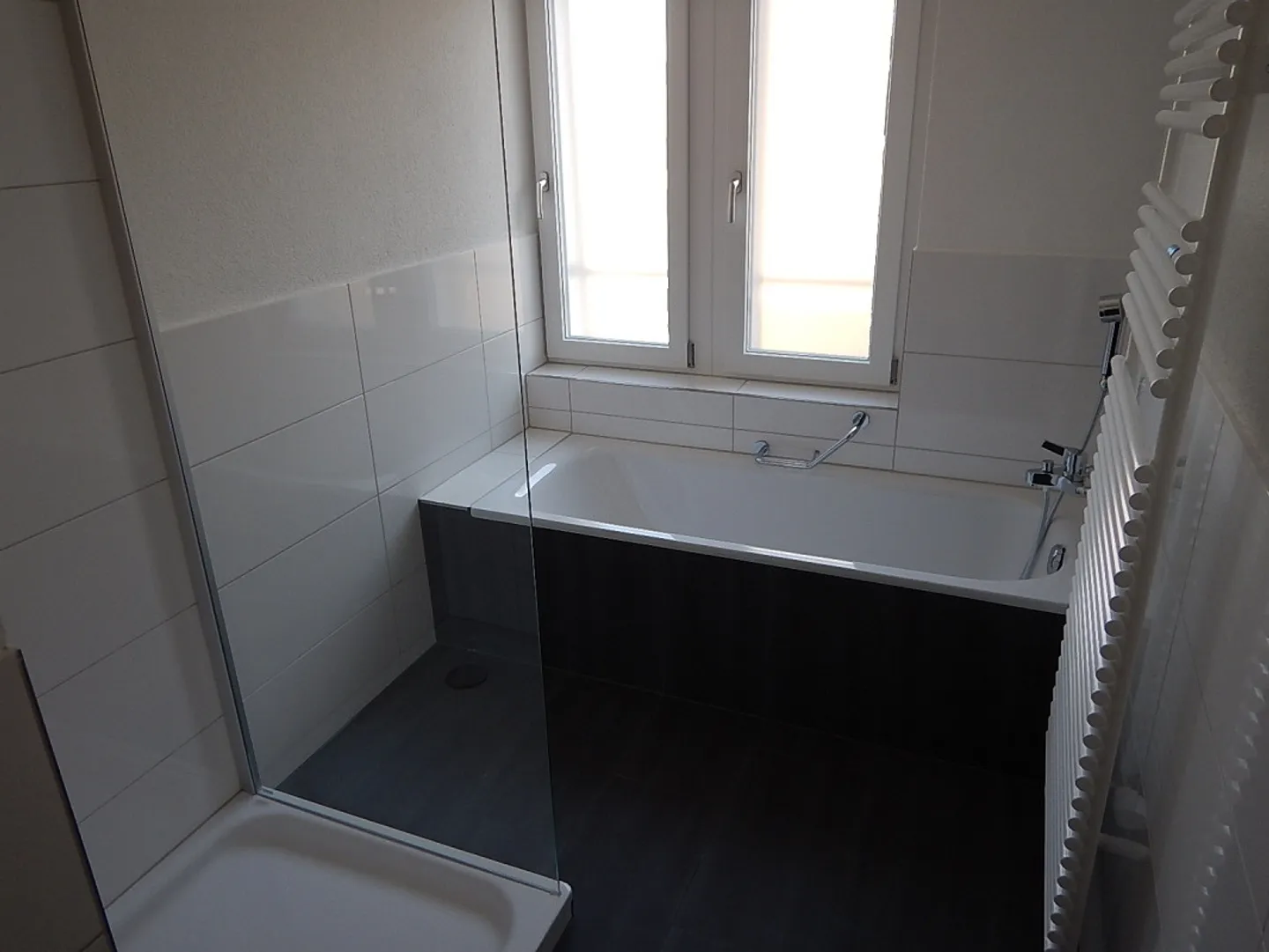 Appartement lumineux et spacieux dans un emplacement central - Photo 5 sur 10