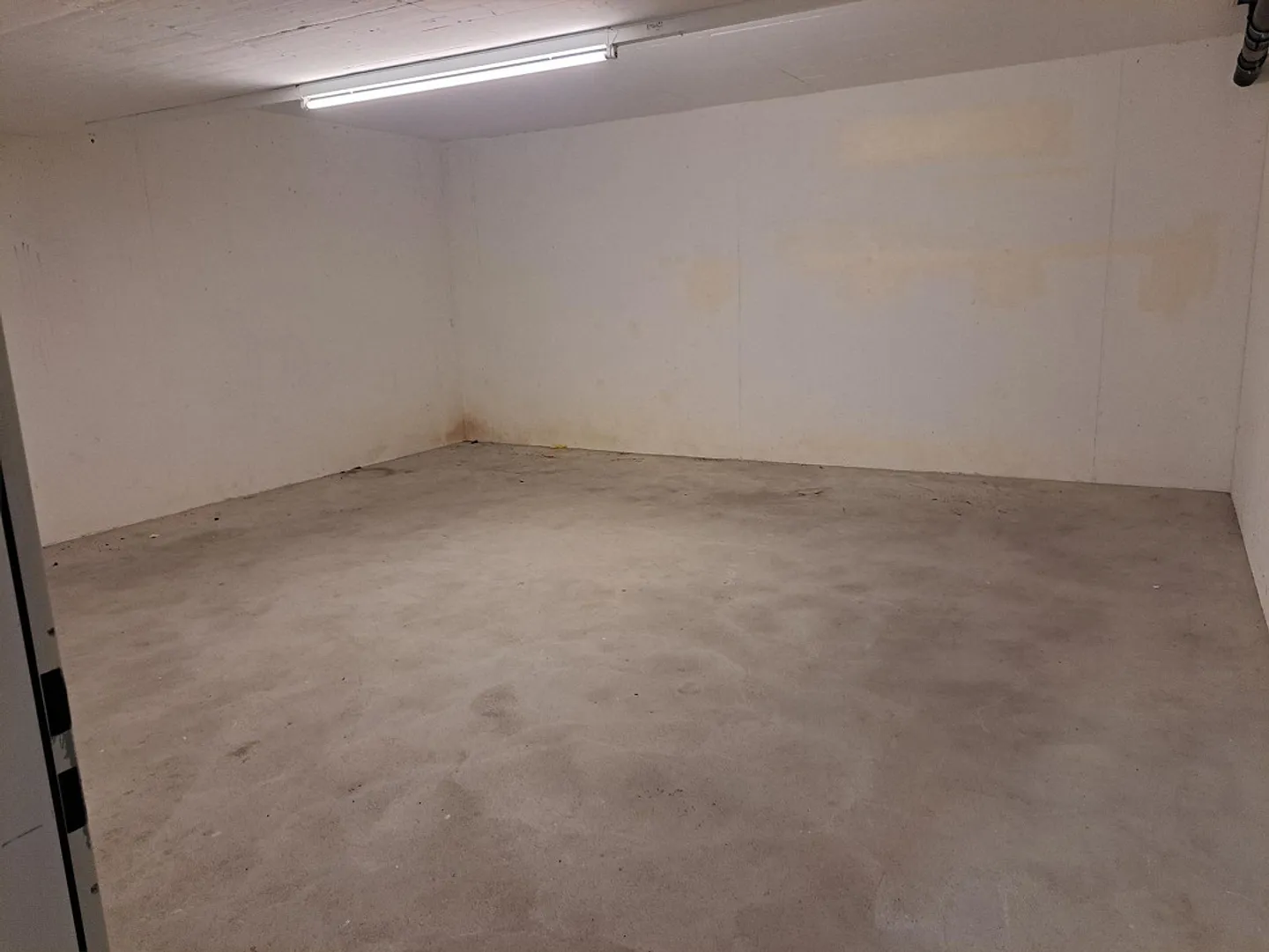 Espace de stockage au lieu d'un manque d'espace - Photo 2 sur 5
