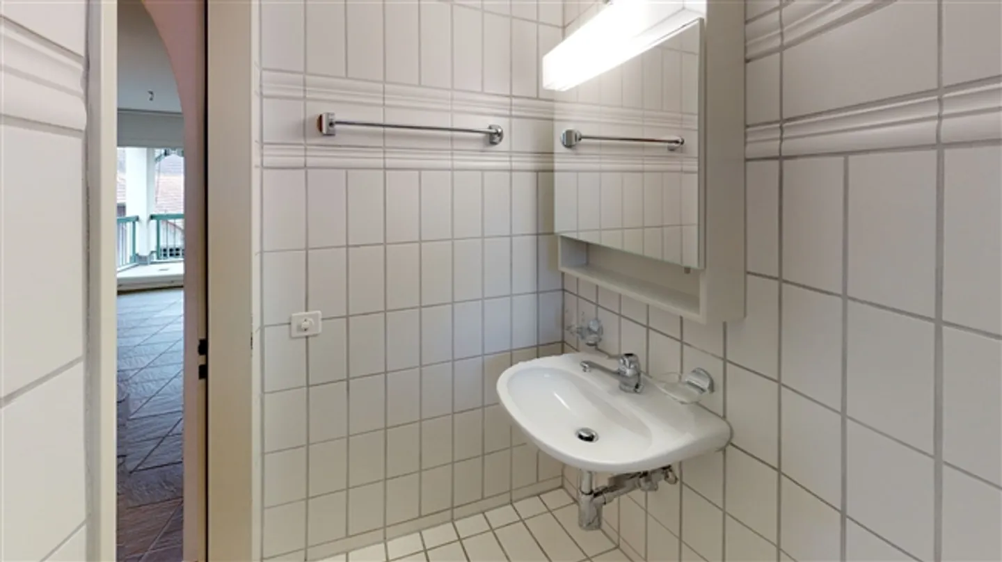 Spacious Maisonette Apartment for Rent in Dürnten - Photo 6 of 11