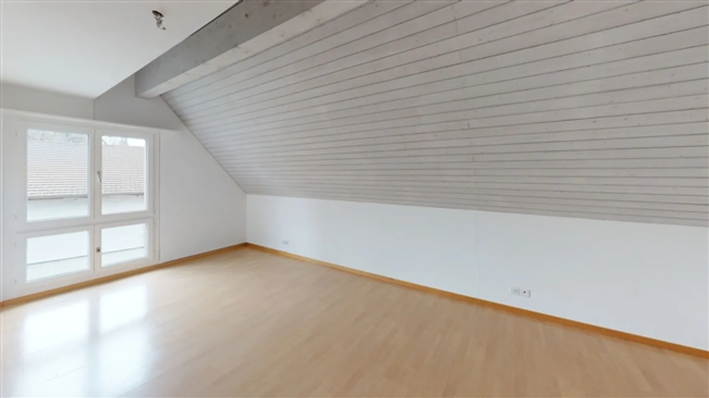 Spacious Maisonette Apartment for Rent in Dürnten - Photo 11 of 11