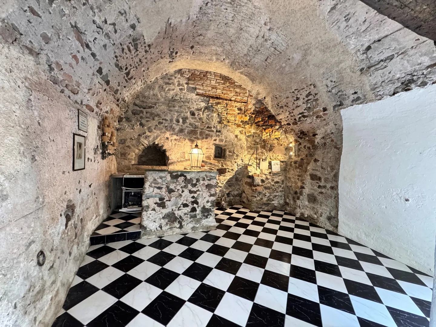 Charming Tessiner House - Photo 17 of 21