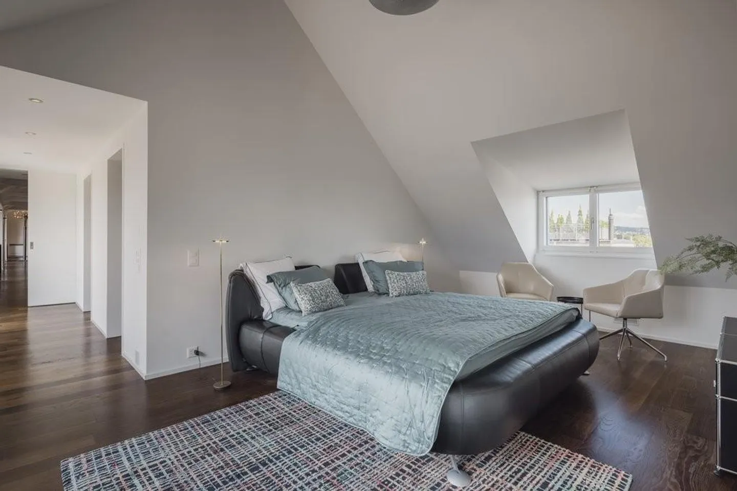 Luxuswohnung mit Skylineblick - Foto 8 von 12