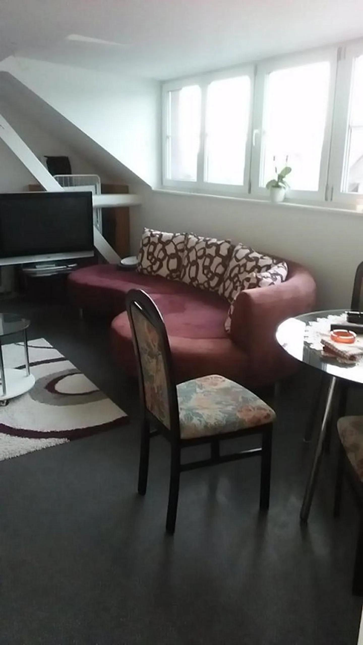 1 1/2 room attic apartment built to high and modern standards - Photo 5 of 29