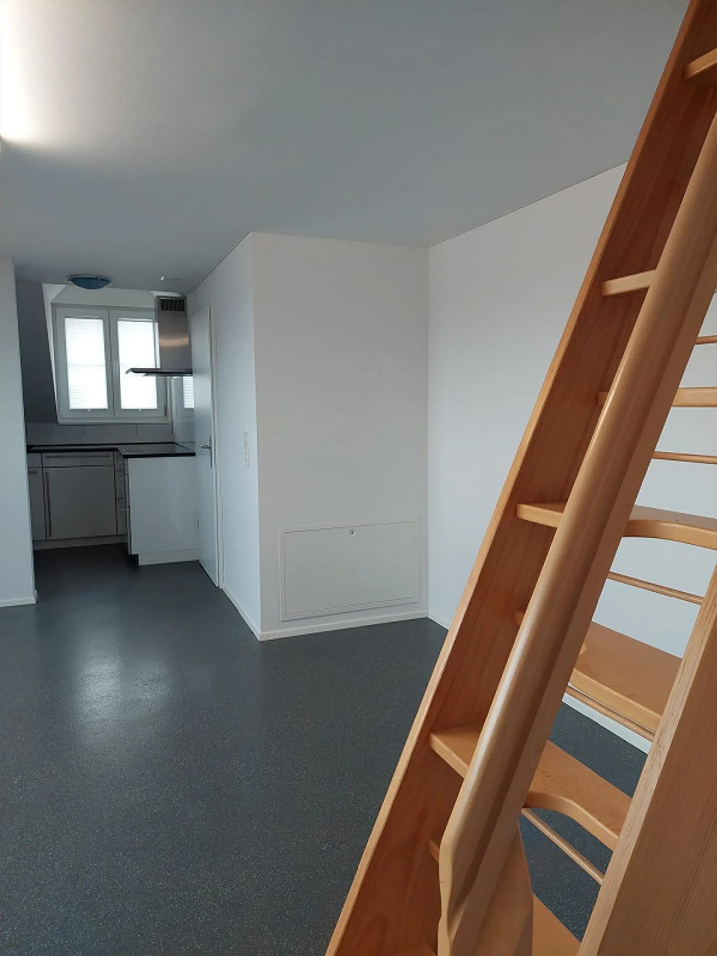 1 1/2 room attic apartment built to high and modern standards - Photo 10 of 29