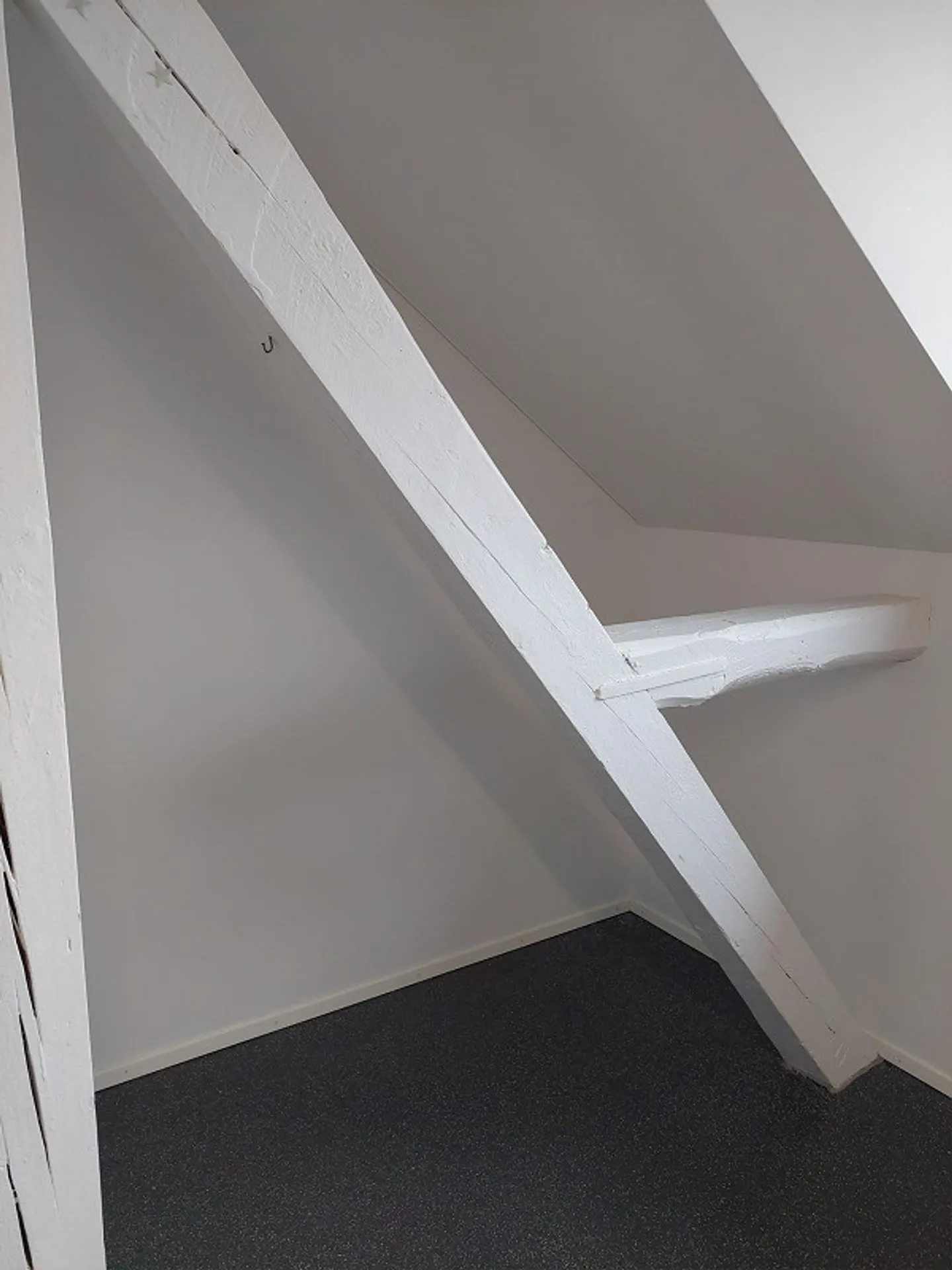 1 1/2 room attic apartment built to high and modern standards - Photo 13 of 29