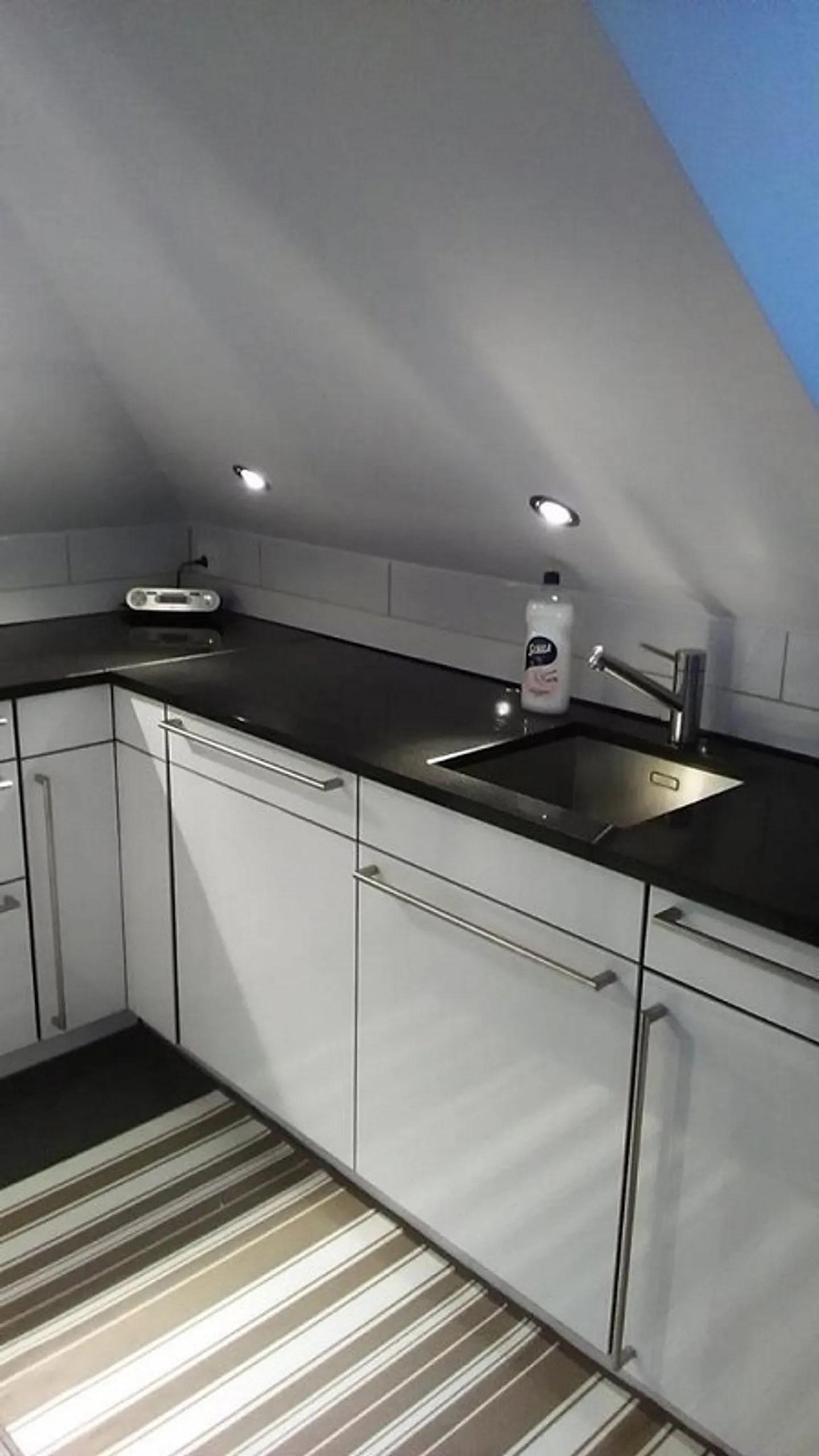 1 1/2 room attic apartment built to high and modern standards - Photo 18 of 29