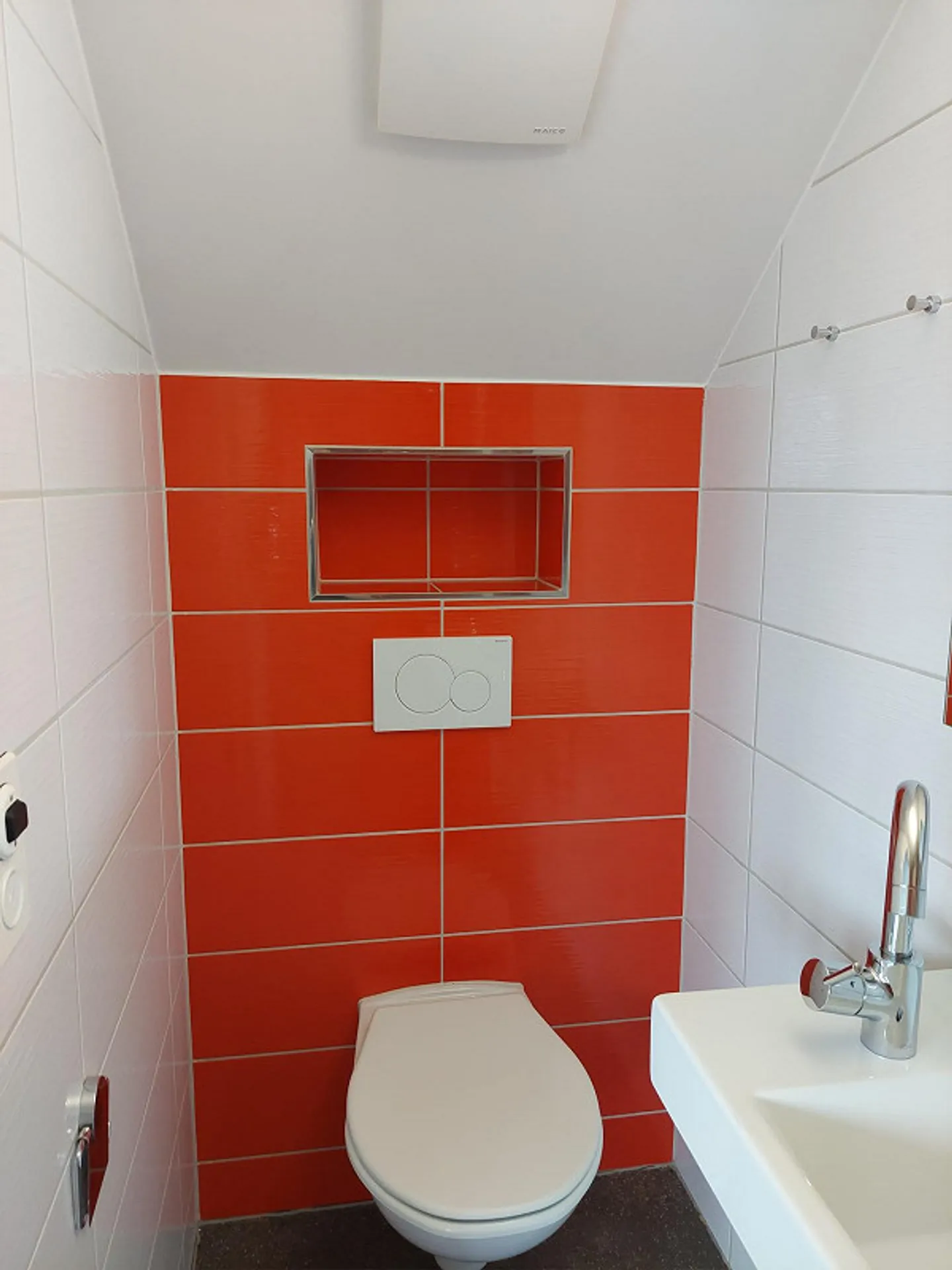 1 1/2 room attic apartment built to high and modern standards - Photo 28 of 29
