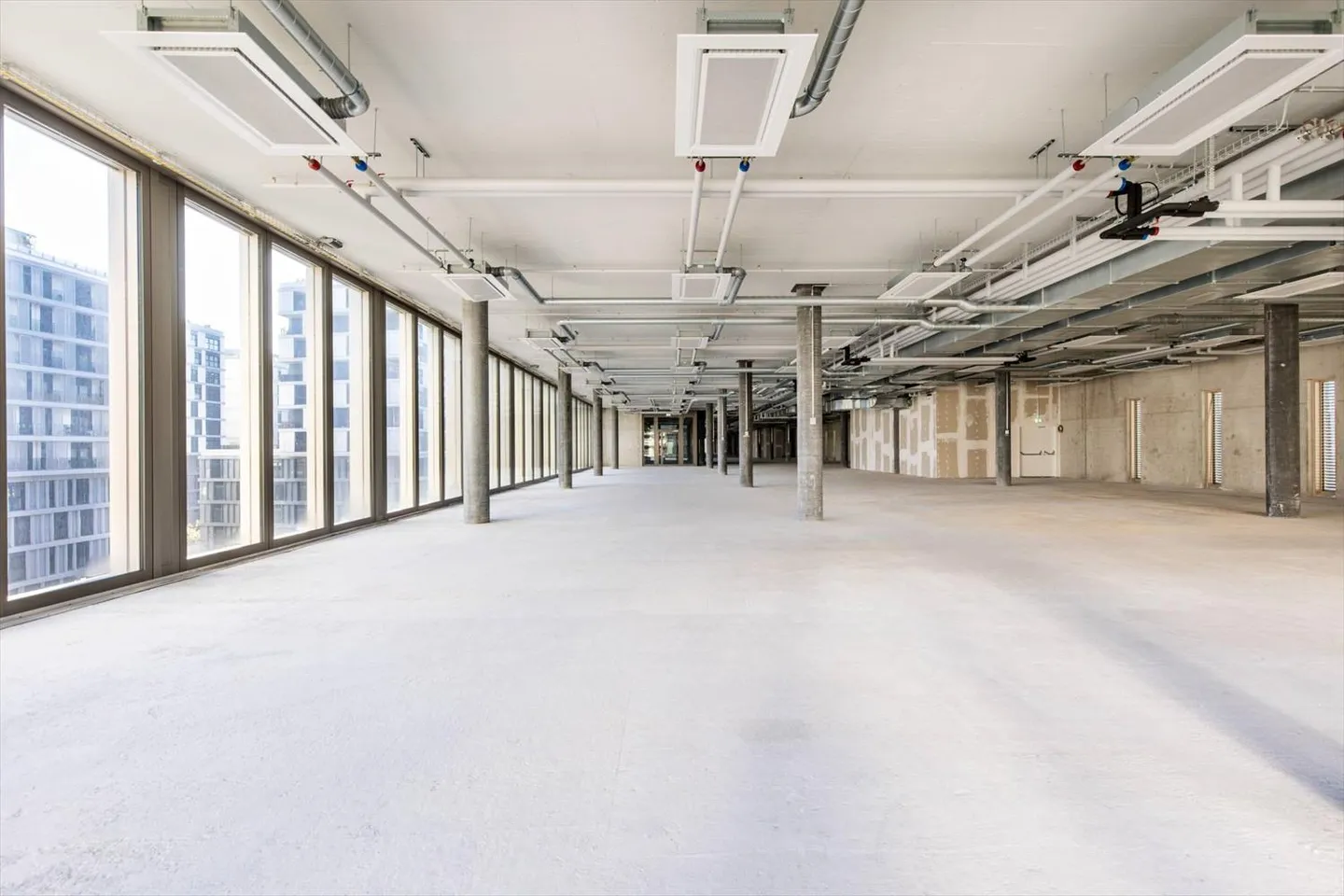 Magnifiques bureaux divisibles dans un quartier dynamique - Photo 1 sur 13